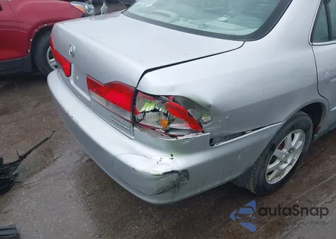 2002 Honda Accord Ex/Se из США, поврежденный, VIN 1HGCG66852A160513